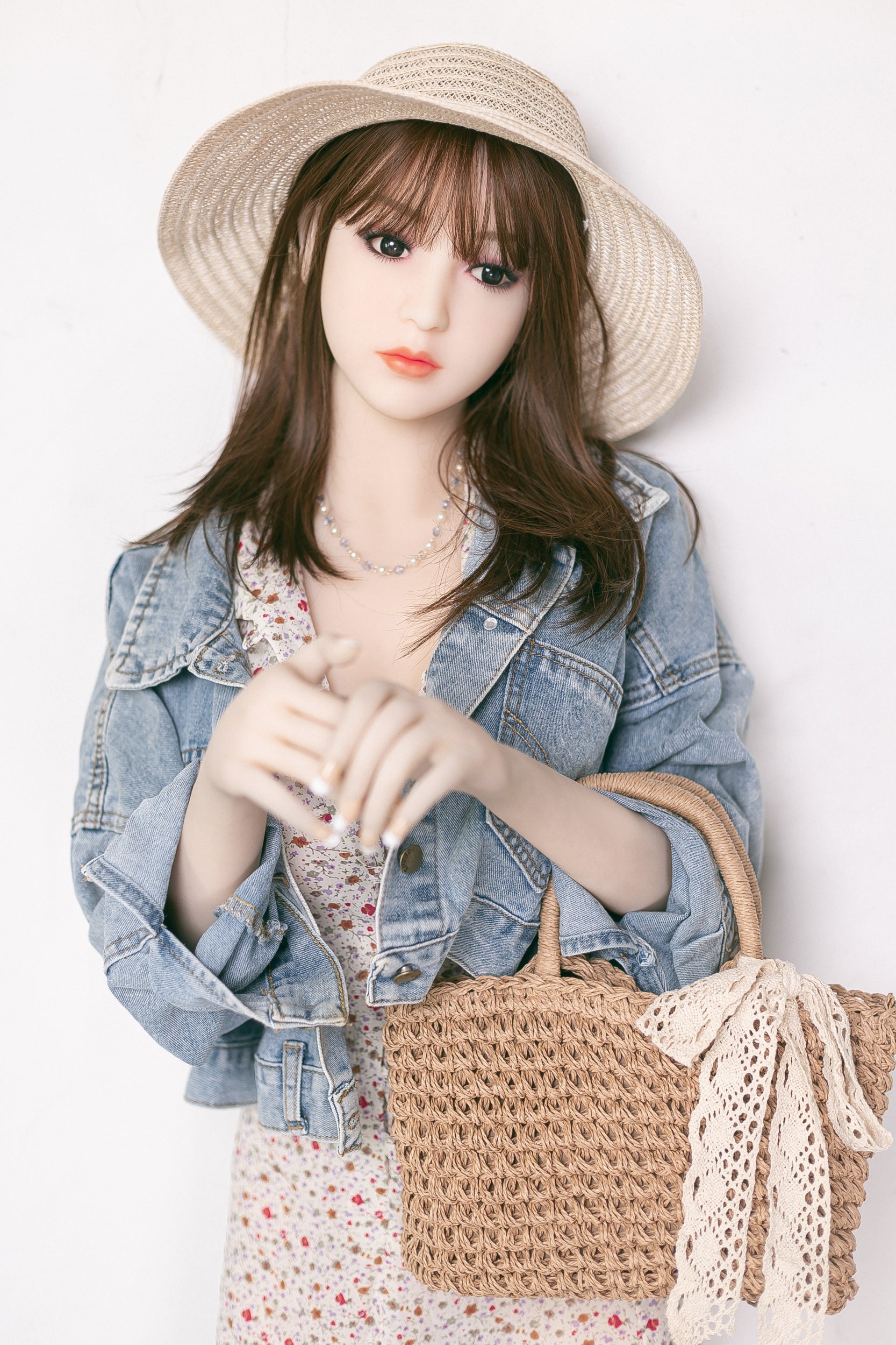 Ultra realistic 158cm TPE sex doll with medium bust